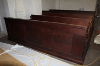 Římskokatolická farnost Sázava - Černé Budy - restaurování dřevěných kostelních lavic